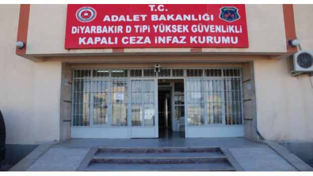 Hasta tutsaklar ölümle pençeleşiyor