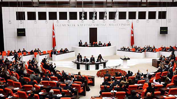 Demokratikleşme paketi Meclis'te