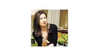  Bir sirkin perde arkası-Nuray Mert