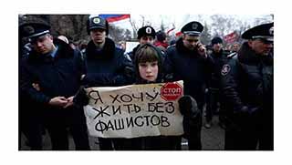 Kırım'da Başbakanlık ve parlamento düştü!