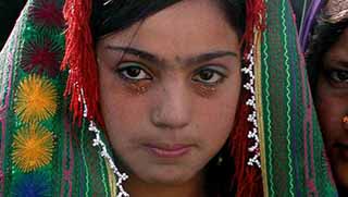 Irak'ta 'çocuk gelin' meşrulaşıyor