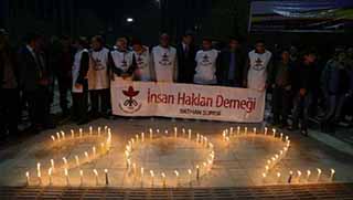  '202 hasta tutsak için 202 mum' eylemleri 