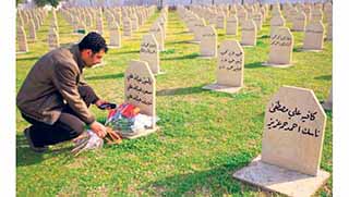 Kürdistan Helebce’ye ağlıyor