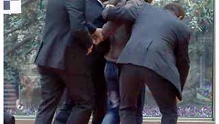 Kılıçdaroğlu'na yumruklu saldırı