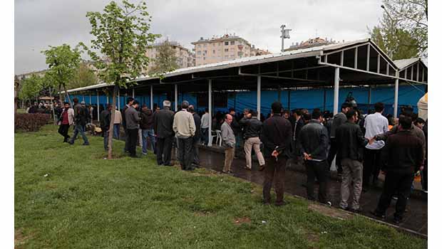Amed'de 20 PKK'li için taziye çadırı kuruldu