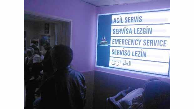 Kamu Hastanelerine 4 Dilde Tabela
