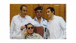 Mübarek'e 3 yıl hapis