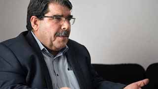 IŞİD ve PYD Türkiye sınırında çatışıyor