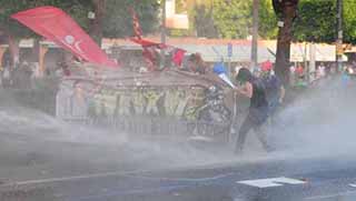 Her yerde eylem ve polis saldırısı vardı