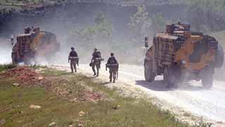 Lice'de asker müdahalesi