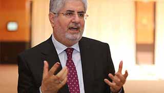 Farac:Yeni hükümet tek bir etnik kökeni ve mezhebi temsil etmemeli.