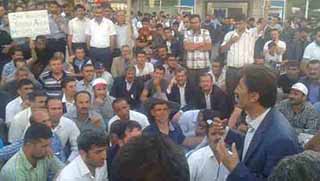 Van'da depremzede işçilerin direnişi sürüyor