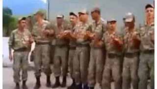 Kışlada Kürtçe Şarkı Söyleyen Askerlere Çifte Soruşturma Açıldı