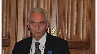 Eski Dışişleri Bakanı Yaşar Yakış: Kürdistan bağımsızlığa gidiyor