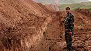 Güney Kürdistan, IŞİD'e Karşı Sınırlarını Hendeklerle Koruyor