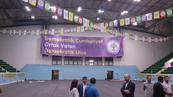 Kavramları Çarpıtarak, Kürdü Çarpmak!