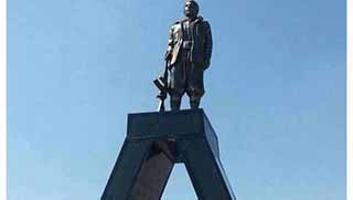  Komutan Agit heykeline soruşturma