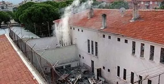 Amed,Cezaevi Katliamı Davası Düşürüldü