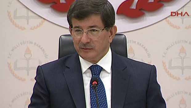 Kürtçe Bizim Güzel Türkçemiz Gibi, Bir Dilimizdir"