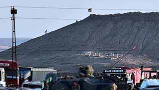 FT: Türkiye IŞİD konusunda netleşmeli