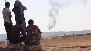 Kobanê direniyor, Suruç uyumuyor