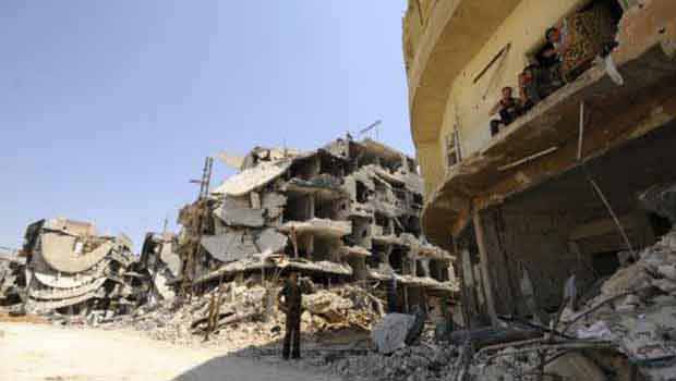 Suriye rejimi okul bombaladı: 37 çocuk öldü