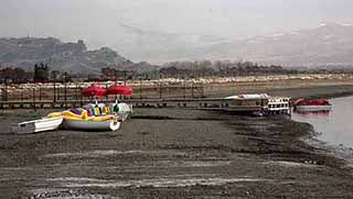 Van Gölü 2 metre çekildi