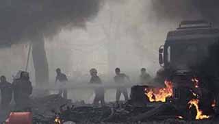 Suriye'de rejim uçakları Rakka’yı bombaladı