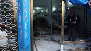  Suruç'ta Kobanêliler için ekmek fırını açılıyor 