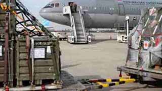 Bir kargo dolusu silah ve cephane Erbil’e ulaştı