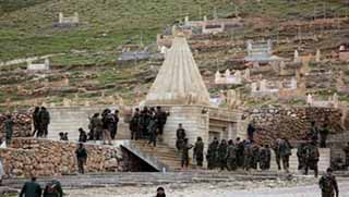 Şengal'de dağılan IŞİD çetelerinde iç infaz