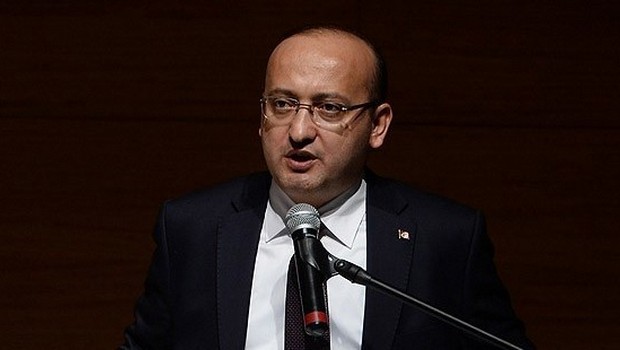 Akdoğan: gerçekdışı, açıklamalar sürece yarar sağlamaz.