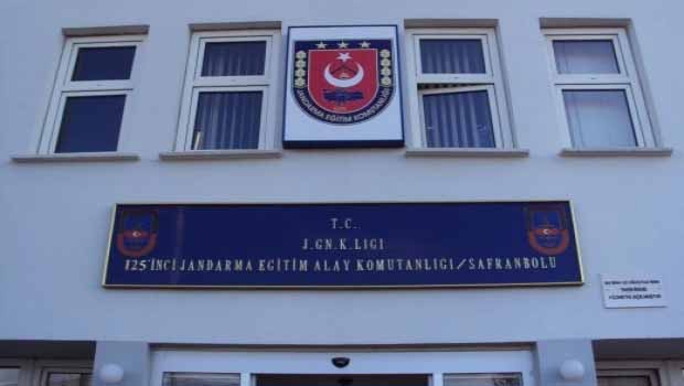  Kışlada Kürt askerlere saldırı iddiası 