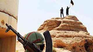 IŞİD  bayrağını yakan 170 kişiyi kaçırdı