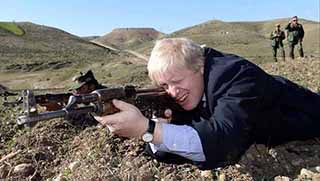 Londra Belediye Başkanı Kürdistan’da Silah Kuşanıp Dağa Çıktı