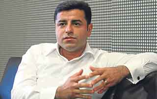 Demirtaş:  Ne mutlu Kürt’üm diyen bir yapım yok