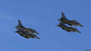 Ürdün Uçakları  IŞİD Hedeflerini Vurdu