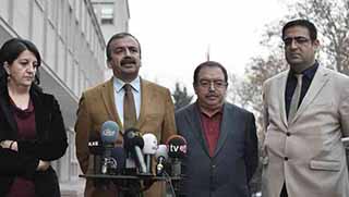 HDP, 'silah bırakma' mesajıyla Kandil'de