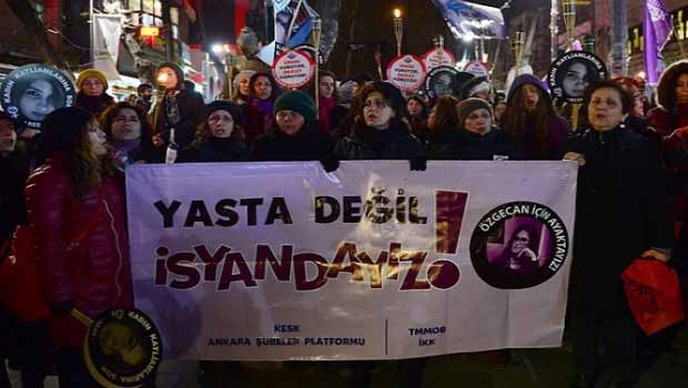 Özgecan'ın öldürülmesine protestolar sürüyor