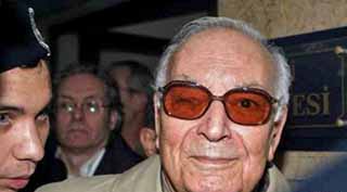 Yaşar Kemal hayatını Kaybetti