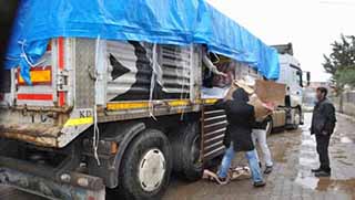  Mardin'den Kobanê'ye 25 TIR yardım malzemesi