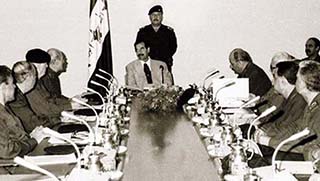 Washington Post: IŞİD'i Saddam'ın adamları yönetiyor