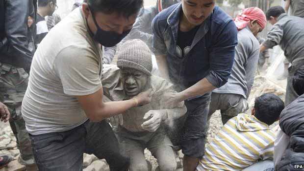 Nepal'de büyük deprem