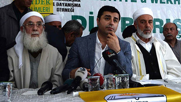 Demirtaş: Erdoğan'a kalsa 'Kürt yok' da diyecek