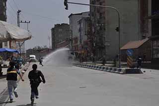  Yüksekova'da polis 12 yaşındaki çocuğu yaraladı