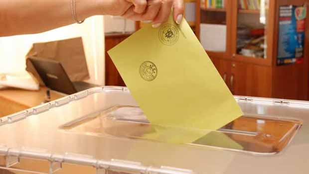 AK Parti Seçimlere Görevli Ordusu Hazırlıyor