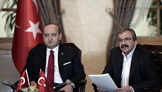 Akdoğan'dan Önder'e cevap