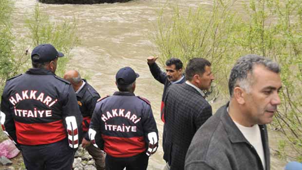 Hakkari'de kayıp 5 kişiye ulaşıldı
