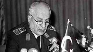 Darbeci Kenan Evren öldü.