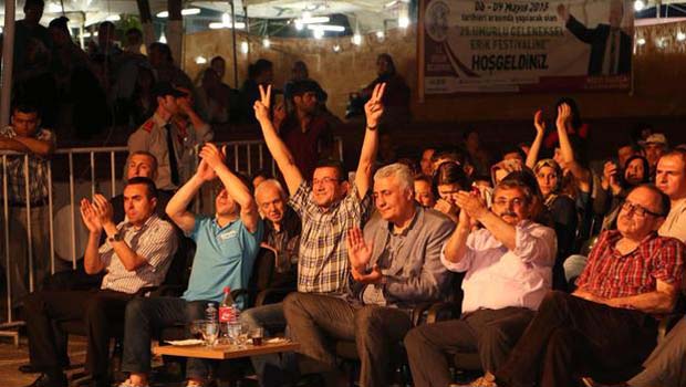 Oy'lar HDP'ye dedi, görevden alındı